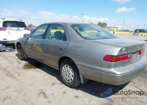 1998 Toyota Camry Le из США, поврежденный, VIN 4T1BG22K6WU195940